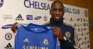 Demba Ba débarque à Chelsea