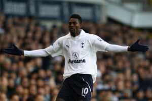 Adebayor, victime des cris racistes des supporters de l’Inter