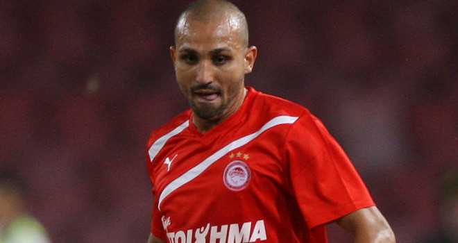 Mercato : Slimani au Sporting, Malaga discute pour Djebbour, Touré vers la Turquie ?