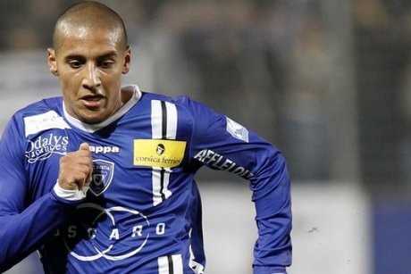 Mercato : l’OL sur Khazri, Maïga proche de Saint-Etienne, Kana-Biyik ciblé