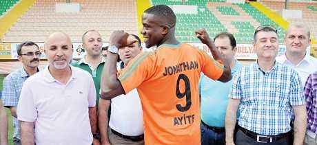 Brest : J. Ayité rebondit à Alanyaspor