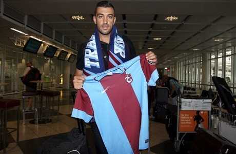 Slimani, Belkalem : Vahid et Trabzonspor passent à l’attaque