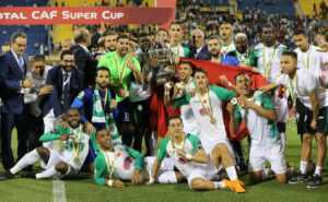 Supercoupe de la CAF : le Raja Casablanca surprend l’Espérance Tunis !