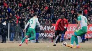 Turquie : un Nigérian s’offre un but à la Maradona !