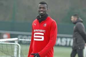 Mercato-Rennes : deadline à minuit, Mbaye Niang met la pression