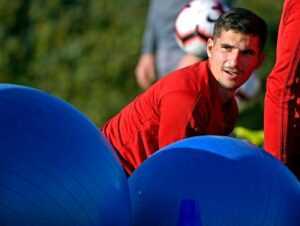 Lyon : France ou Algérie, le message fort de Mahrez pour Aouar et Cherki !