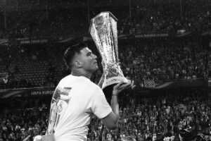 Disparition de Reyes : les hommages d’Adebayor, Kanouté et Renard