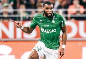Mercato : Saint-Etienne envoie Moukoudi en Angleterre (officiel)