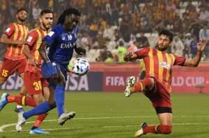 Mondial des clubs : Bafétimbi Gomis éjecte l’Espérance Tunis