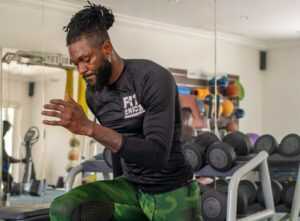 CAF Awards : Adebayor dément pour Mané et Salah !