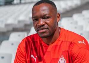 OM : Eyraud et Mandanda réclament d’autres Pape Diouf