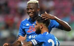 Naples : encore un triplé pour Osimhen !