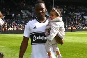 Mercato : après la montée, Fulham récompense Kebano ! (officiel)