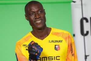 Rennes : monstrueux à Séville, Alfred Gomis n’a pas suffi…