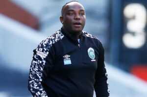 Afrique du Sud : Benni McCarthy postule !