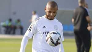 CAN 2021 : l’Algérie avec Mahrez, Brahimi et Belkebla titulaires contre la Sierra Leone