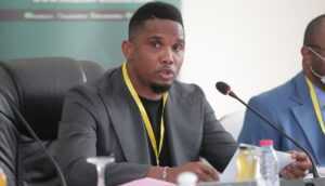 Cameroun : “pas à sa place”, Eto’o taclé et recadré par le gouvernement !