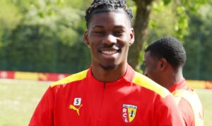 Cameroun : Wooh (Lens) dit oui à Eto’o !
