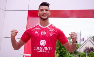 Mercato : Achraf Dari à Brest, c’est officiel