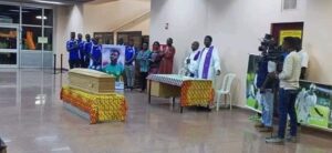 Le corps de Modeste M’Bami rapatrié au Cameroun