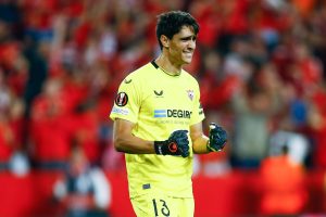 Real Madrid : Bounou favori pour remplacer Courtois !