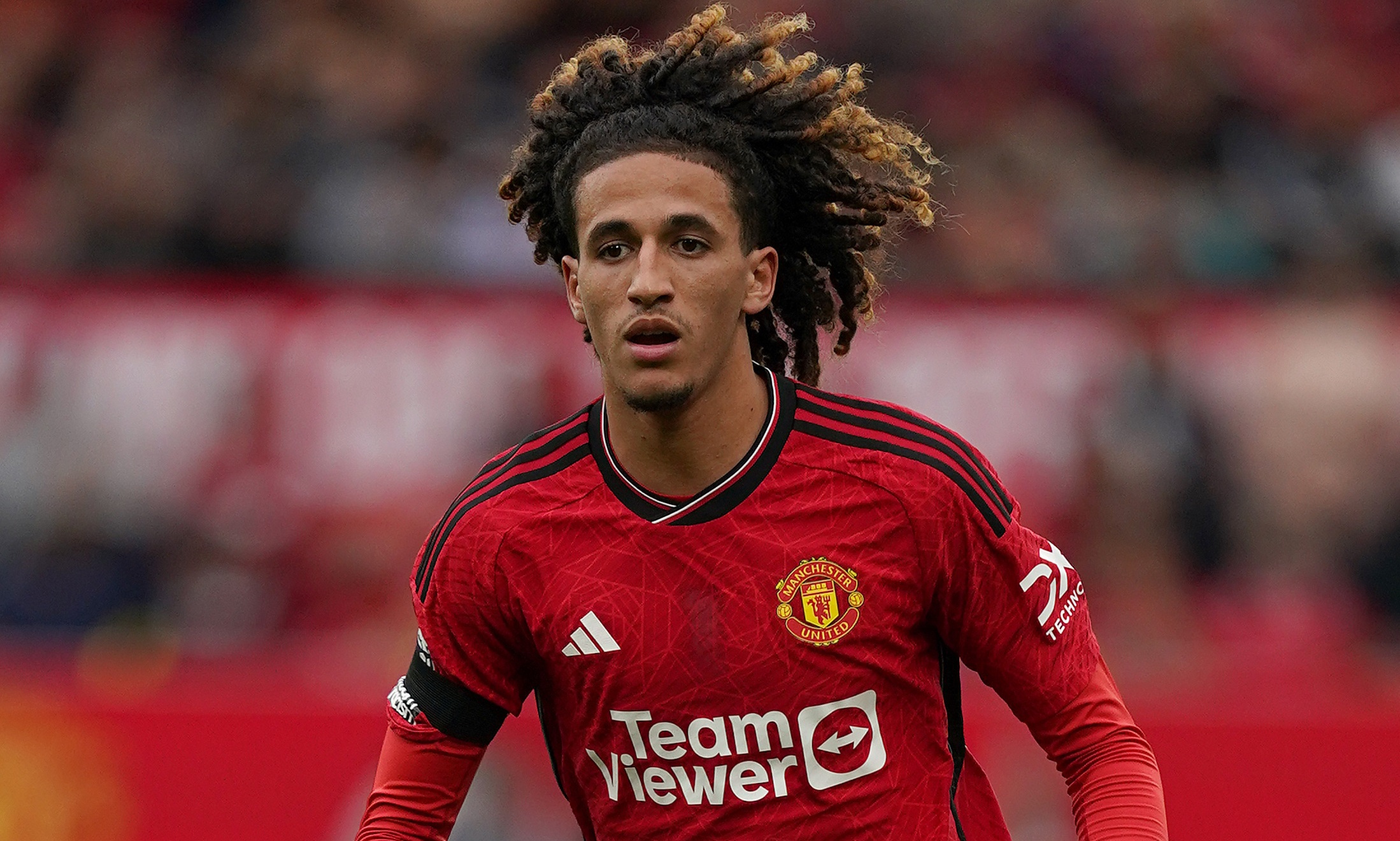 Manchester United : Ten Hag érige Mejbri en exemple !
