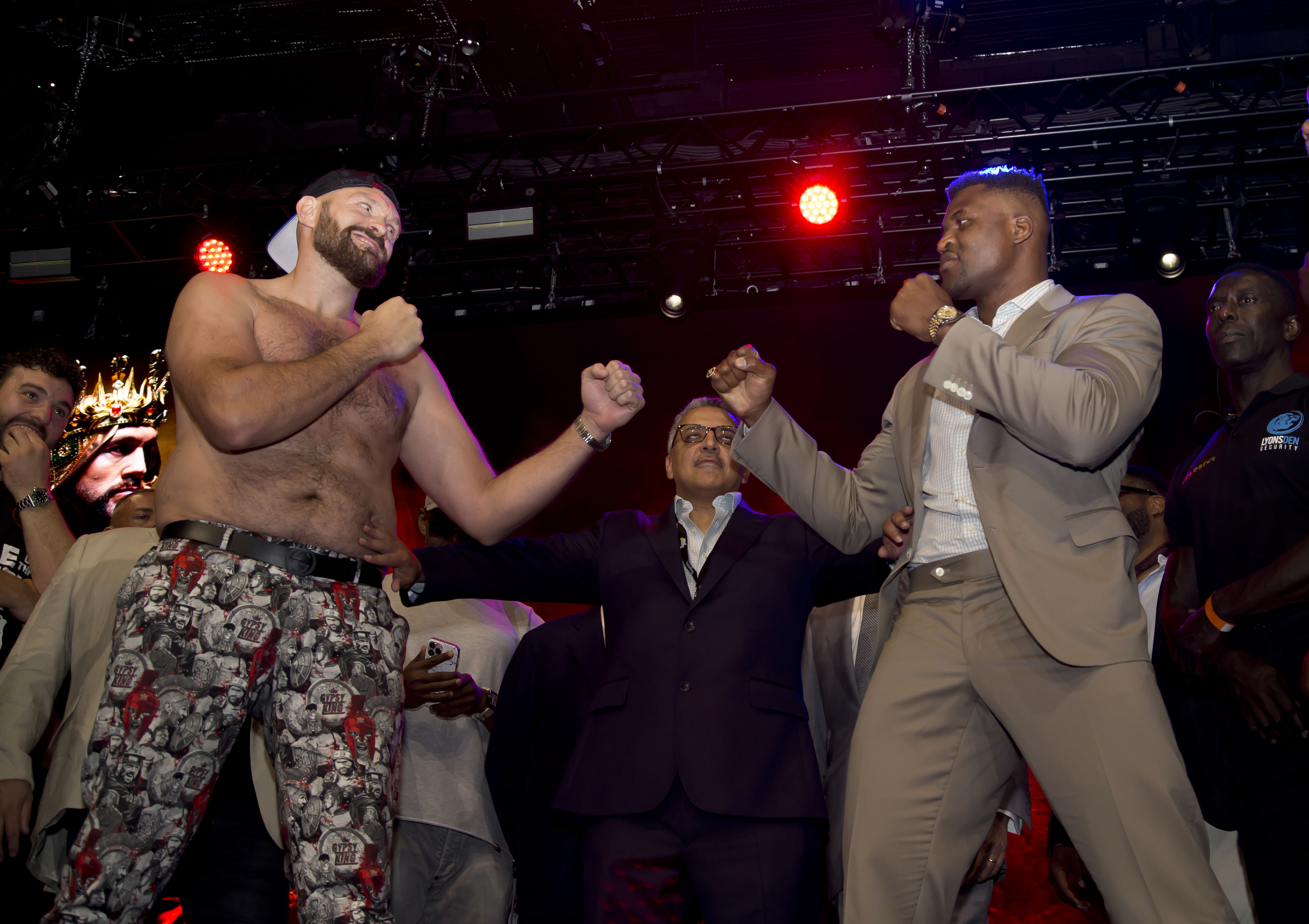 Eto’o a vibré pour Ngannou