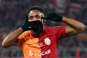 Ligue des champions : triple première pour Bakambu !