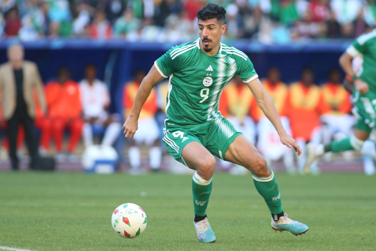 Algérie : Bounedjah pointe une différence majeure avec la CAN 2021