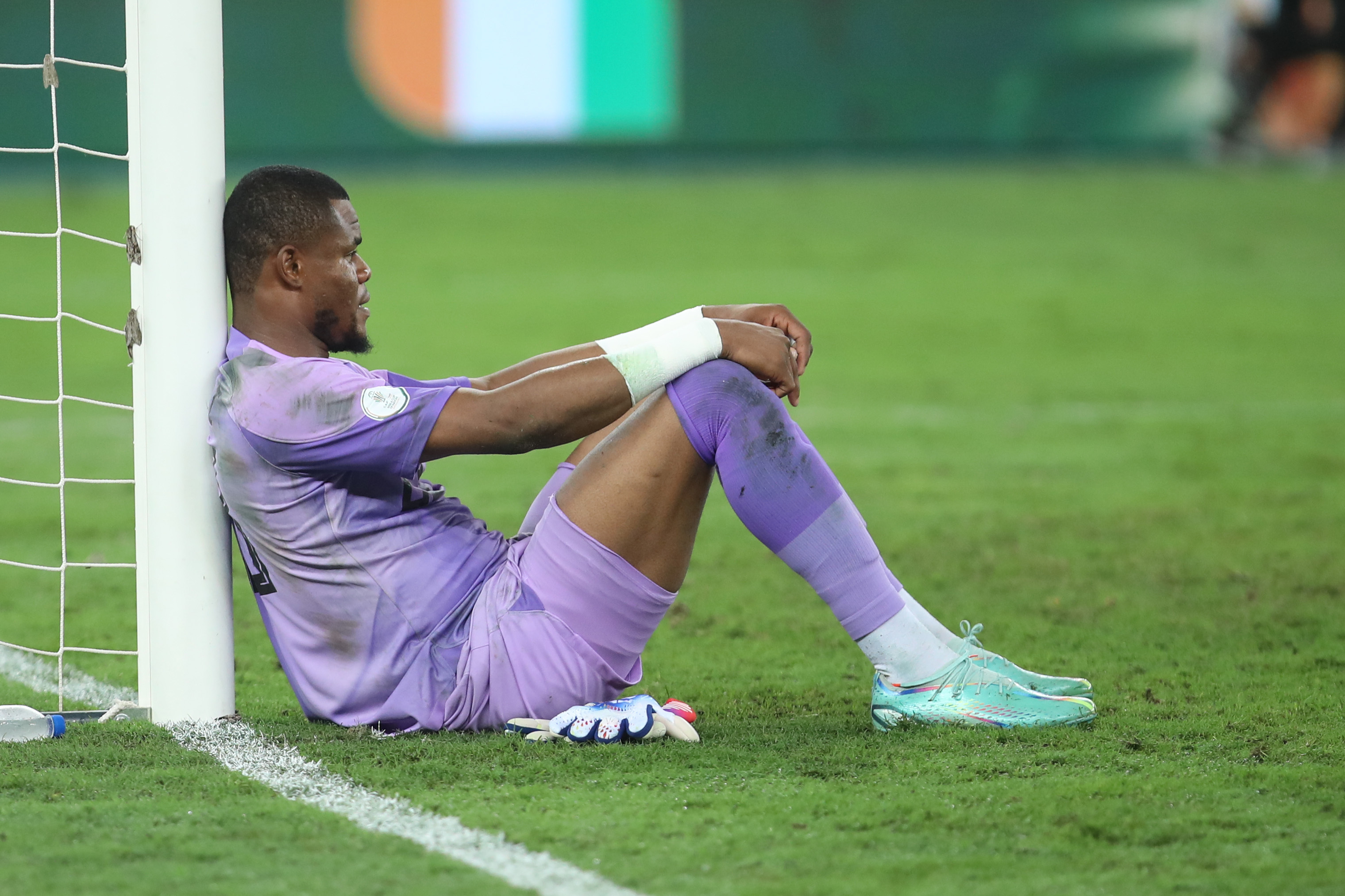 Stanley Nwabali transfer news: ‘Screenshots’, but where are the offers for Super Eagles keeper?