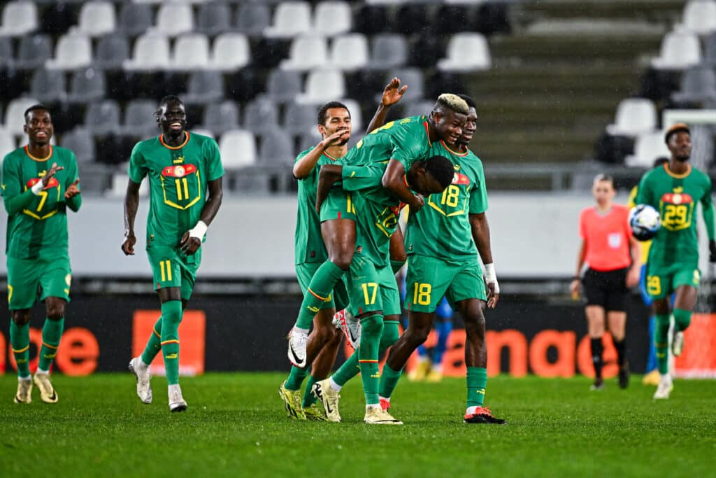 Mikayil Ngor Faye, Sénégal