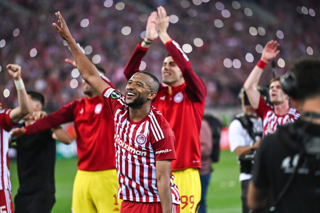 Ayoub El Kaabi peut terminer meilleur buteur de la Ligue Europa !