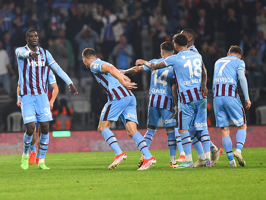 Onuachu on target again, sends Trabzonspor to Europa League