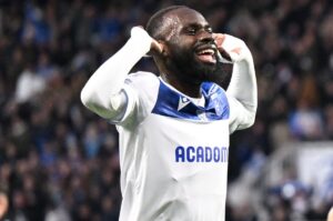 Mali : un club anglais s’attaque à Sinayoko !