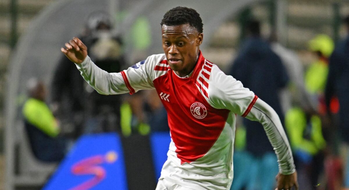 What Doctor Khumalo thinks of Kaizer Chiefs target Asanele Velebayi