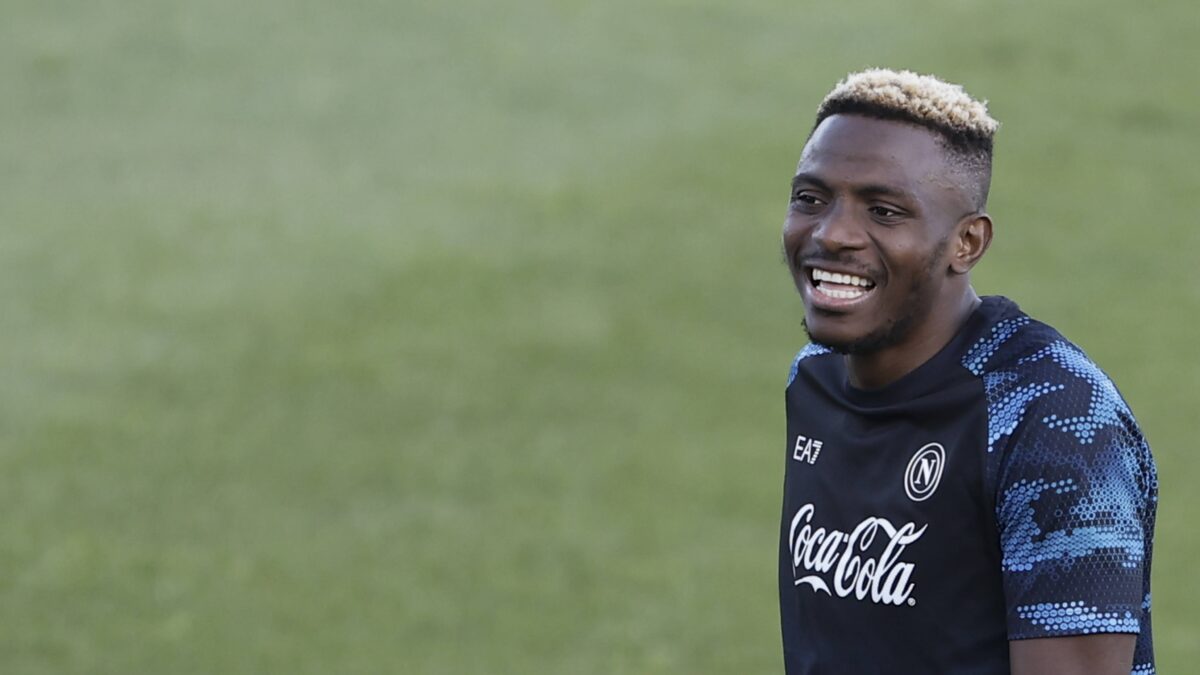 ‘Nigeria can borrow from Osimhen instead of China’ – Fans react to eye-watering Saudi offer