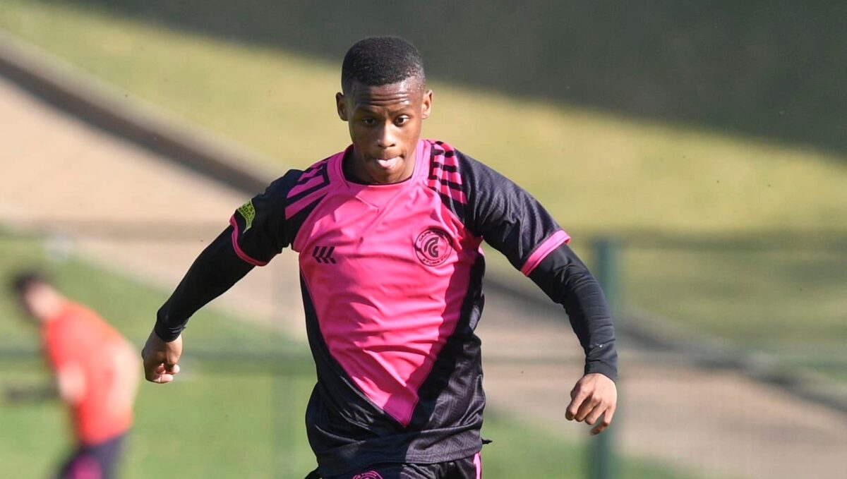 Kaizer Chiefs target Asanele Velebayi gets advice after failed transfer