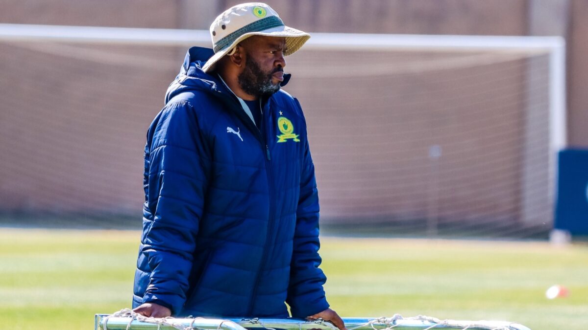 Mngqithi rues decision to play Rivaldo Coetzee against Cape Town