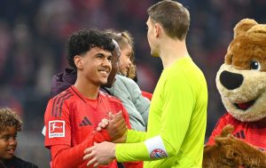 Premier match avec le Bayern pour Adam Aznou !