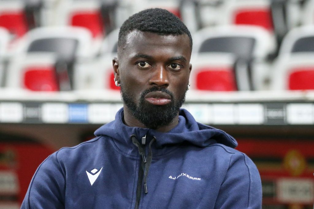 Maroc : le Wydad Casablanca tombe de haut avec Mbaye Niang