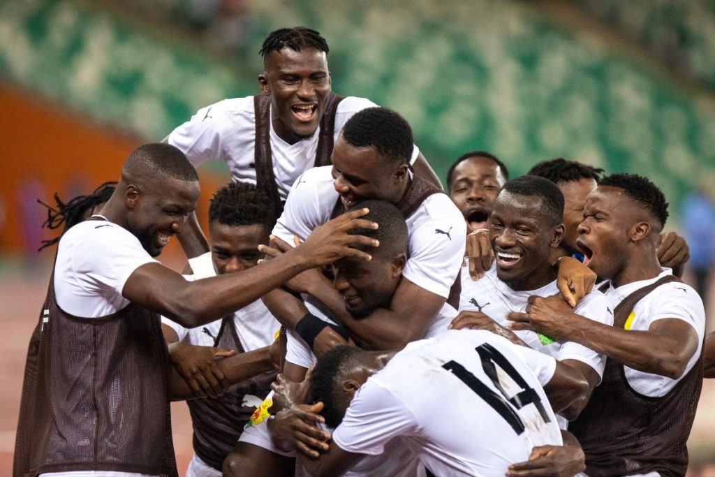 Ballon d’Or Africain : Serhou Guirassy en visite spéciale en Guinée !