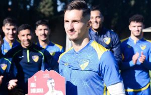 L’Ajax et le Sporting à la lutte pour un U23 algérien