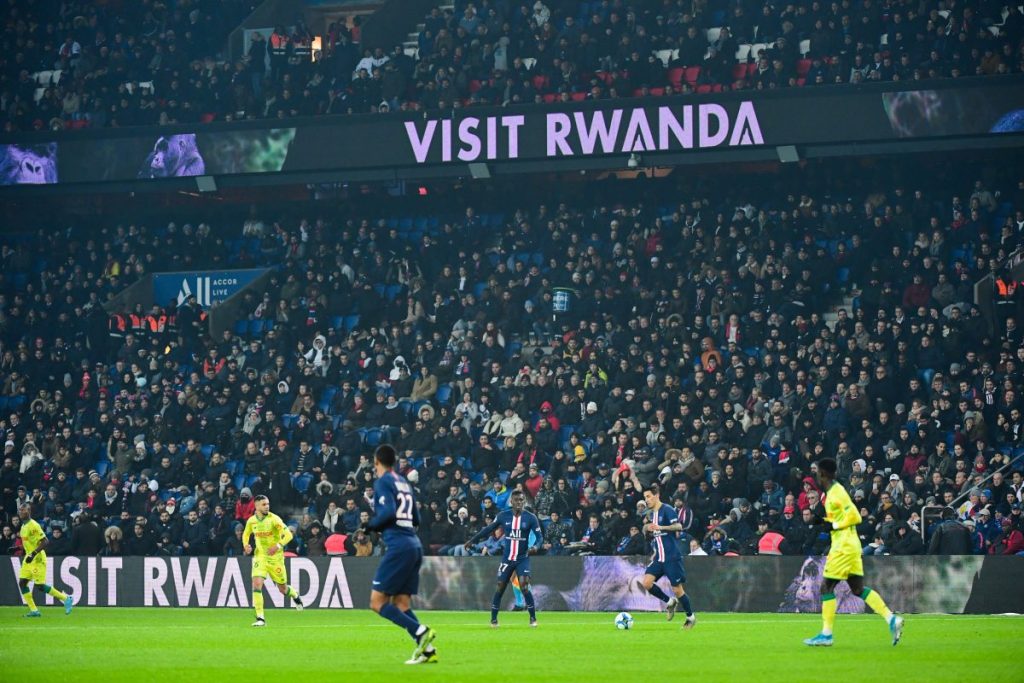 La RDC demande au PSG d’abandonner un sponsor “tâché de sang”