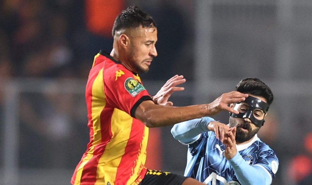 Youcef Belaïli, Espérance Tunis