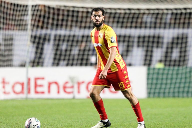 Un cadre de Petkovic ciblé par le club de Rahimi ?