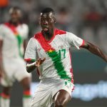 Belaïli porte l’Algérie avant la Suède