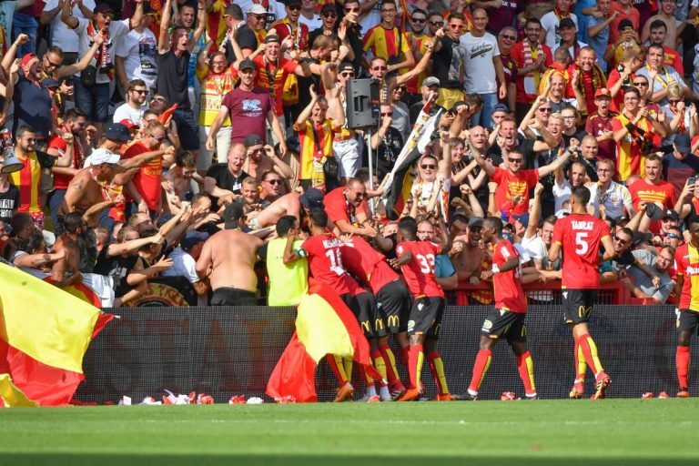 Le meilleur buteur du Cameroun proche du RC Lens ?