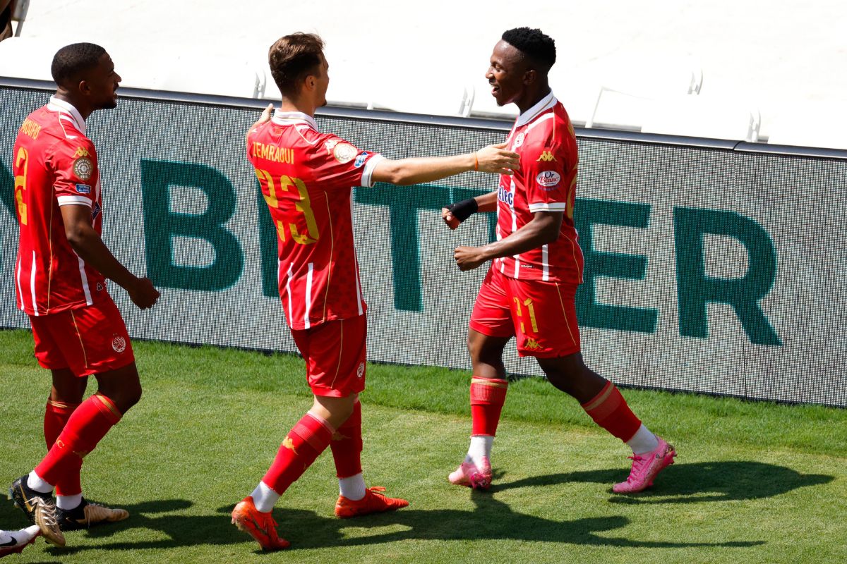 Coupe CAF : le Wydad frappe fort d’entrée, l’USM Alger domine les Ivoiriens