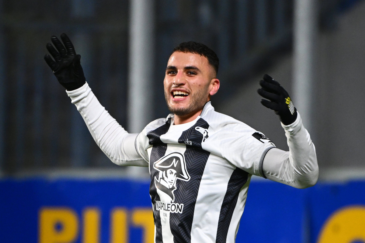 Mercato – Yacine Titraoui au centre d’un duel 100% Premier League