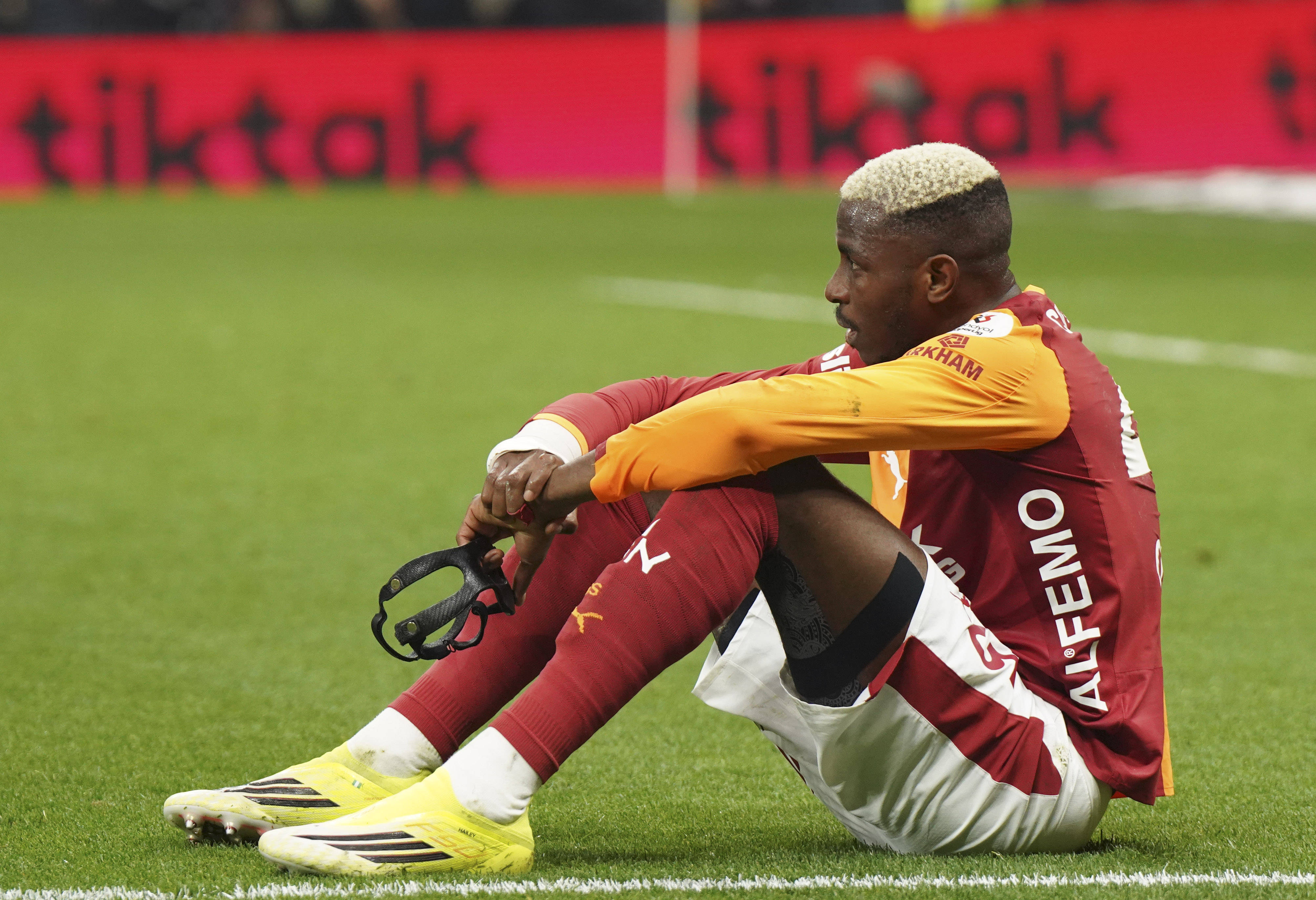 Victor Osimhen’s Super Lig title party delayed as Galatasaray stumble at Samsunspor